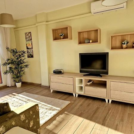 Cozy Apartment With Sea View Torrevieja Eksteriør billede