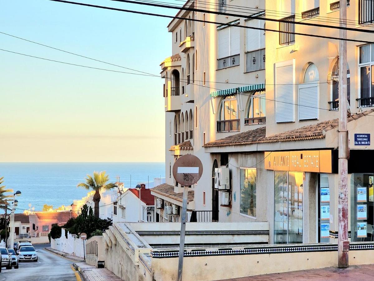 Cozy Apartment With Sea View Torrevieja Eksteriør billede